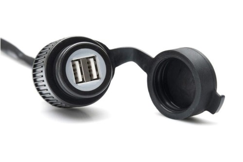 Przejdź do produktu GNIAZDO ZAPALNICZKI Z PODWÓJNYM PORTEM USB 12V SW-MOTECH