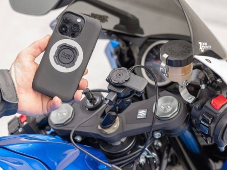 pol_pl_Motocyklowa-ladowarka-USB-Quad-Lock-R-23061_4.jpg