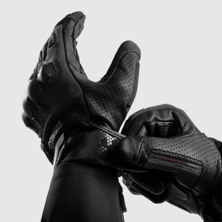 RĘKAWICE MOTOCYKLOWE REBELHORN DEFENDER BLACK
