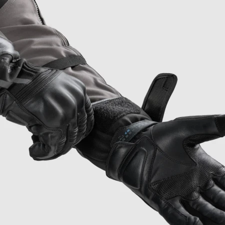 RĘKAWICE MOTOCYKLOWE REBELHORN TRACER WP BLACK