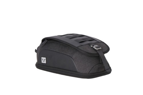 Przejdź do produktu TORBA NA ZBIORNIK TANKBAG SW-MOTECH LT4 LEGEND GEAR MOCOWANIE NA PRO TANK RING BLACK 4-6L
