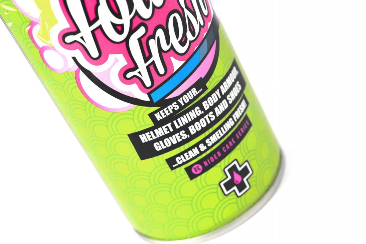199 - Pianka odświeżająca do kasku, butów i rękawic motocyklowych - 400ml - Foam Fresh