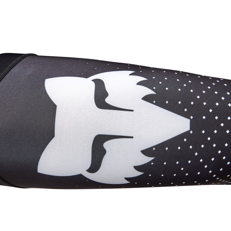SKARPETY FOX FLEXAIR FRACTURE KB WHITE/BLACK
